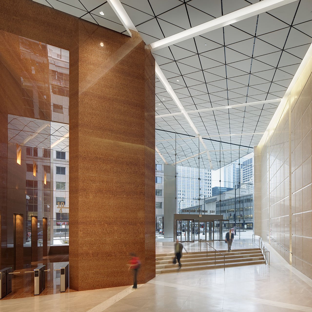 155 North Wacker Drive - Exterior Lighting Design - One Lux Studio